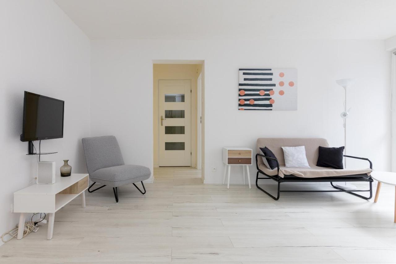 Rondo Onz Sunny Apartment Warsaw Exterior photo