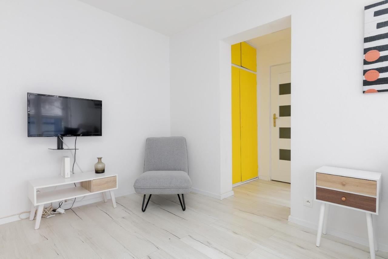 Rondo Onz Sunny Apartment Warsaw Exterior photo